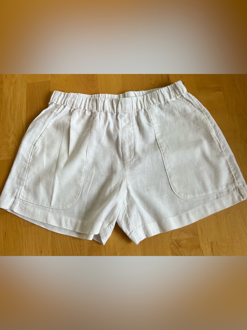 Banana Republic White Elastic Waist Linen Shorts
